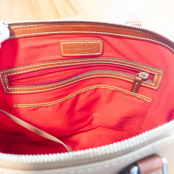 Dooney & Bourke Pebbled Grain Leather Zip Zip Satchel Handbag Taupe - Picture 3 of 5